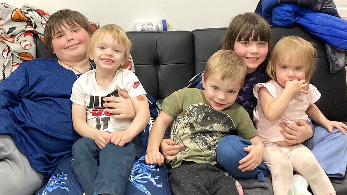 Samantha’s children, from left: Burton, Brantley, Devan, Arianna, Zoey.
