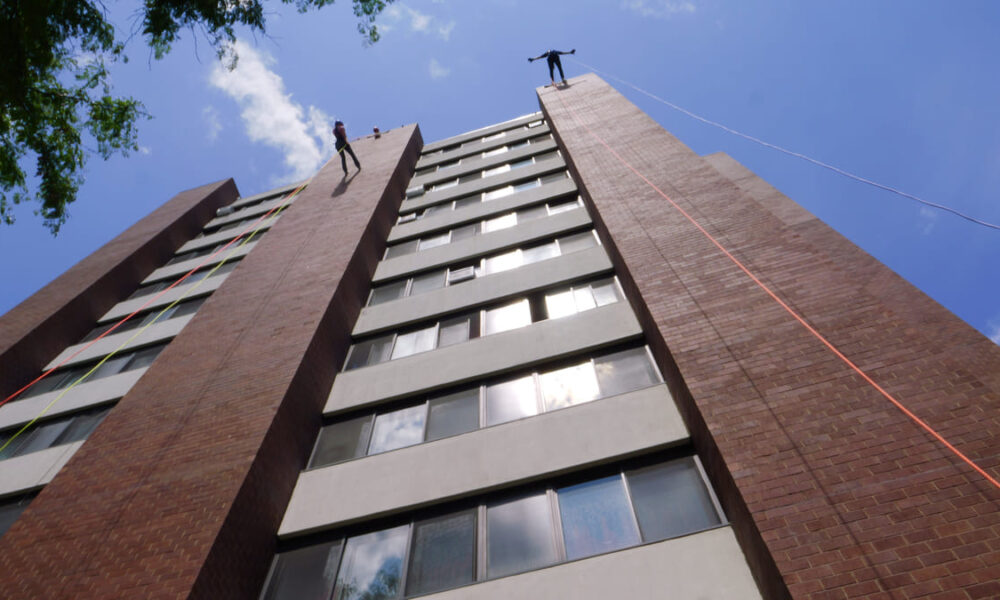 Barre City Police Officers Rappel at Easterseals VT’s Over the Edge event